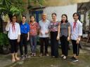thăm nhà ông Trần Xuân Cốt - thương binh 2-4 khu Vĩnh Hòa.jpg - 