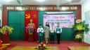 dc hien trao qua hs ngheo tu PGD.JPG - 
